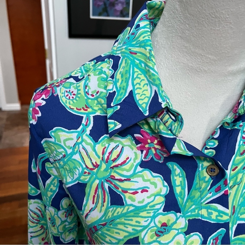Caribbean Joe Women’s Small Lightweight Button Up Polyester Shirt Green Blue - Picture 2 of 7